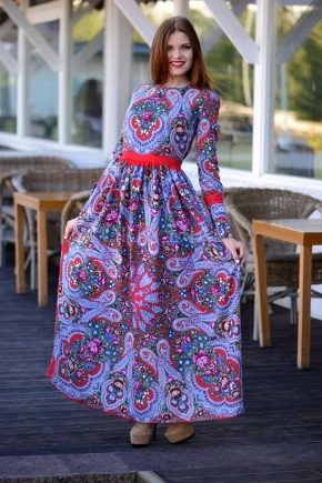 Dresses in Russian style - create a bright image!