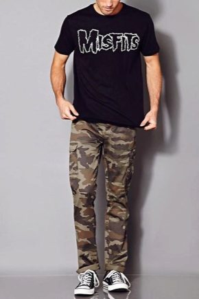 Pantalones de camuflaje para hombre.