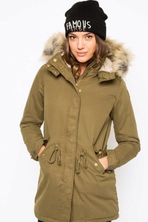 Women's parka with natural fur