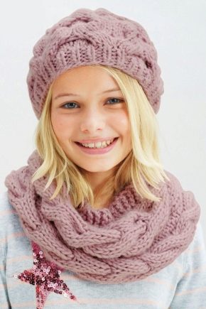 Scarf Loose or Girl Tie