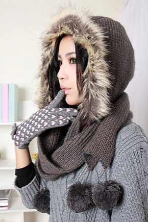 Knitted scarf-hood