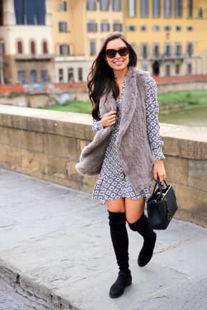 Vestido con botas