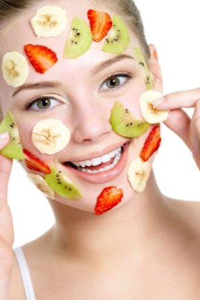 Máscara facial de frutas e vegetais