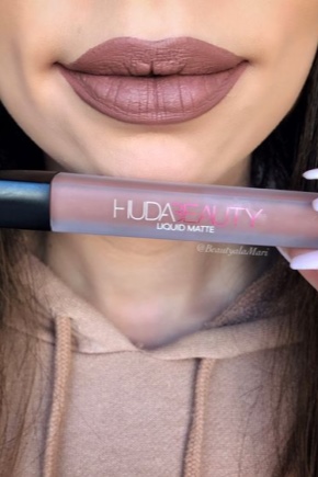 HudaBeauty Lipstick