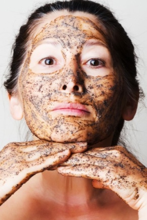 Ground coffee face mask