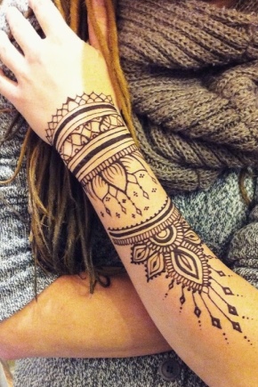 Henna Wrist Patterns