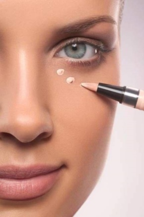 Cream corrector around the eyes