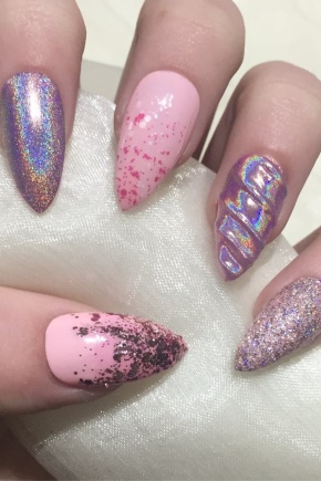 Manicura con unicornio