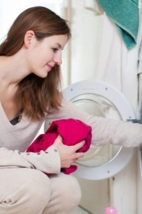 Is it possible to wash a coat at home in a washing machine?