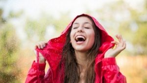 Uma capa de chuva irá ajudá-lo a não se molhar!