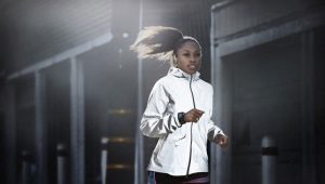 Chaqueta reflectante Nike, Supreme - una nueva palabra en la moda juvenil