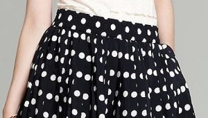 Polka dot skirt: apa yang harus dipakai?