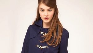 Women's jacket with a clasp duffle coat