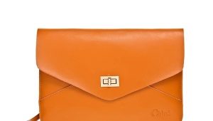 Beg Clutch Wanita