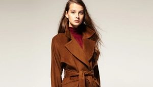 What can I wear with a brown coat?