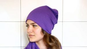 What can I wear with a purple scarf?