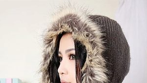 Knitted scarf-hood