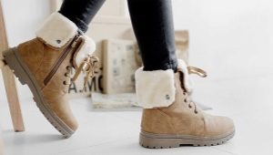 Botas de invierno de piel para mujer.