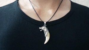 Wolf Fang Pendant