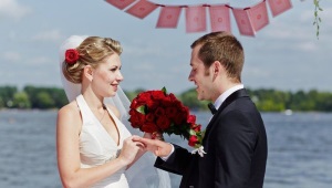 Anéis De Casamento Na Moda