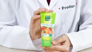 Esfregue com poços de damasco marca Pure Line