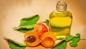 Apricot oil for the face