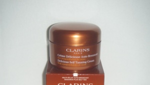 Self tanning clarins