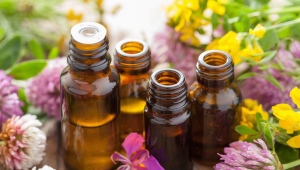 Essential oils from stretch marks