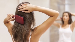 What hairbrush is better for hair?