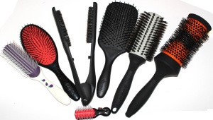 Combs dari bahan yang berbeza