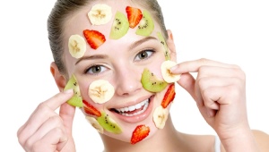 Máscara facial de frutas e vegetais