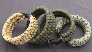 Paracord bracelet