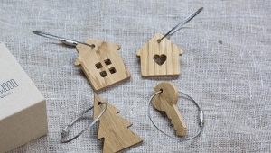 Keychain made of wood