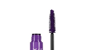 Purple mascara