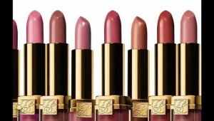 Estee Lauder Lipstick