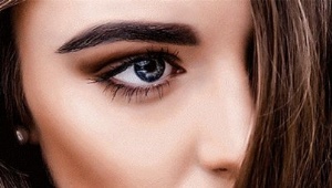 Eyebrow henna