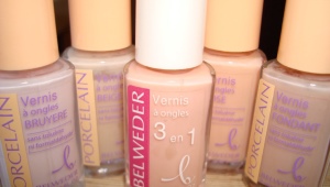 Belweder nail polish