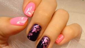 Drawings on nails gel varnish