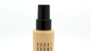 Bobbi Brown foundation