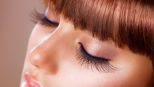 Squirrel effect eyelash extensions