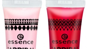 Essence Lip Gloss