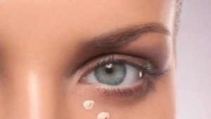 Crema corrector alrededor de los ojos.