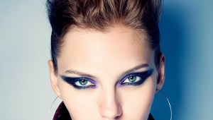 Rock style makeup