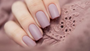 Simple gel nail polish for beginners