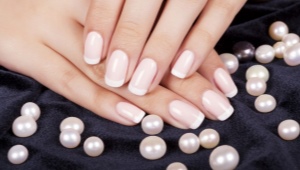 Pearl Manicure