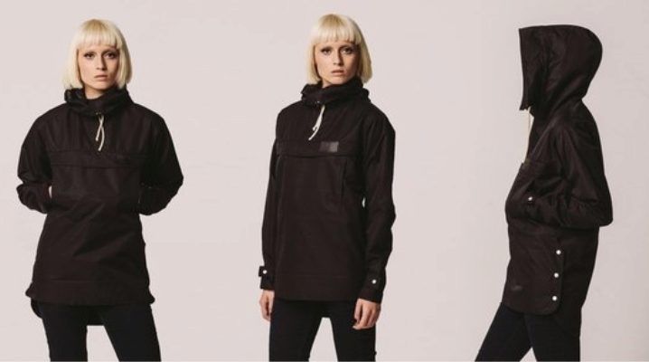 Anorak - jaket windproof dipakai di atas kepala