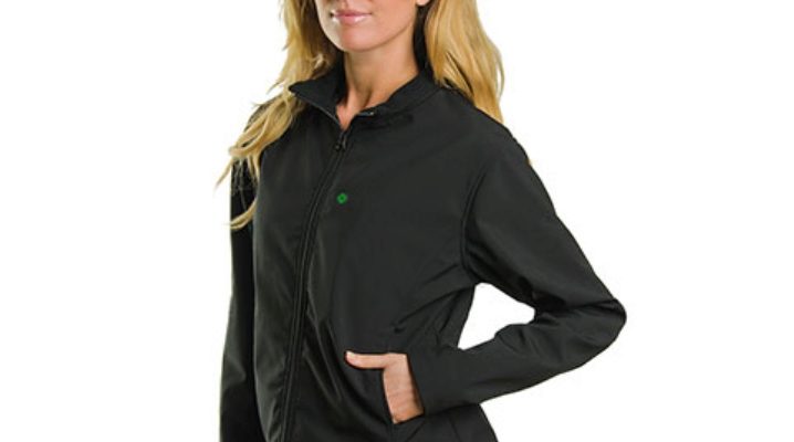 The softshell jacket provides comfort in any weather!