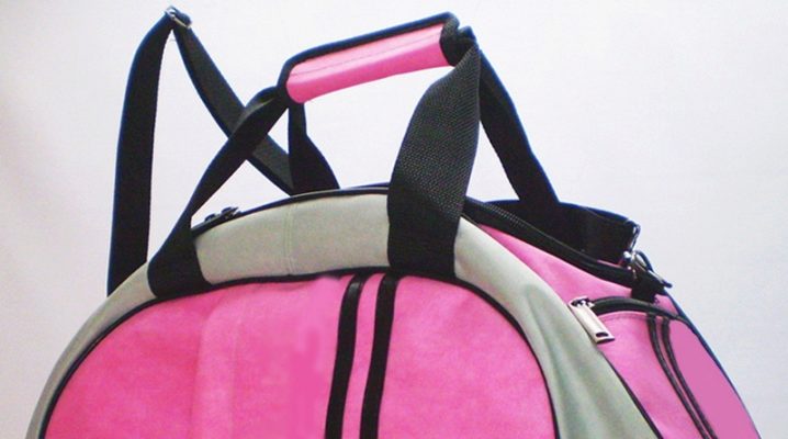 Bolsos deportivos de moda para mujer.