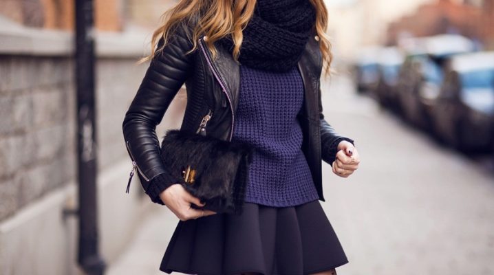 How to wear a sweater and skirt?