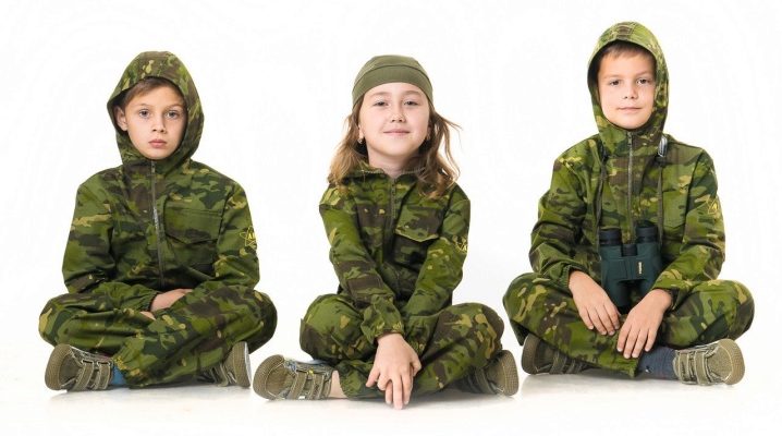 Terno de camuflagem infantil